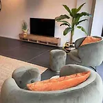 公寓 Chic, Luxe Loftstijl In *