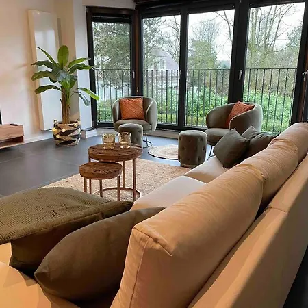 Chic, Luxe Loftstijl In Apartament *