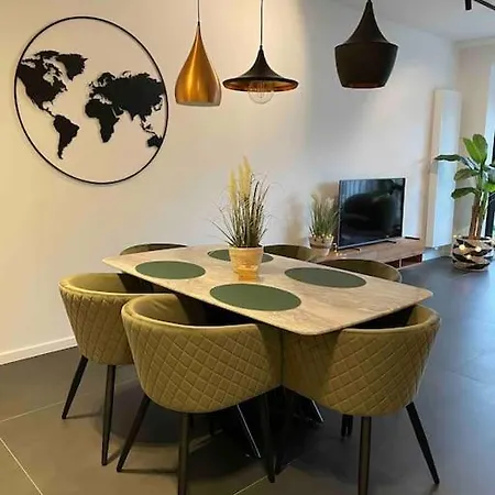 Chic, Luxe Loftstijl In * 오스텐드