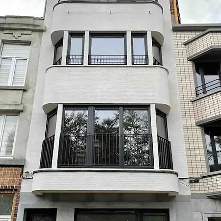 דירה Chic, Luxe Loftstijl In *