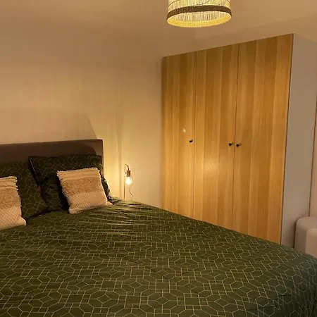 Chic, Luxe Loftstijl In * אוסטנדה